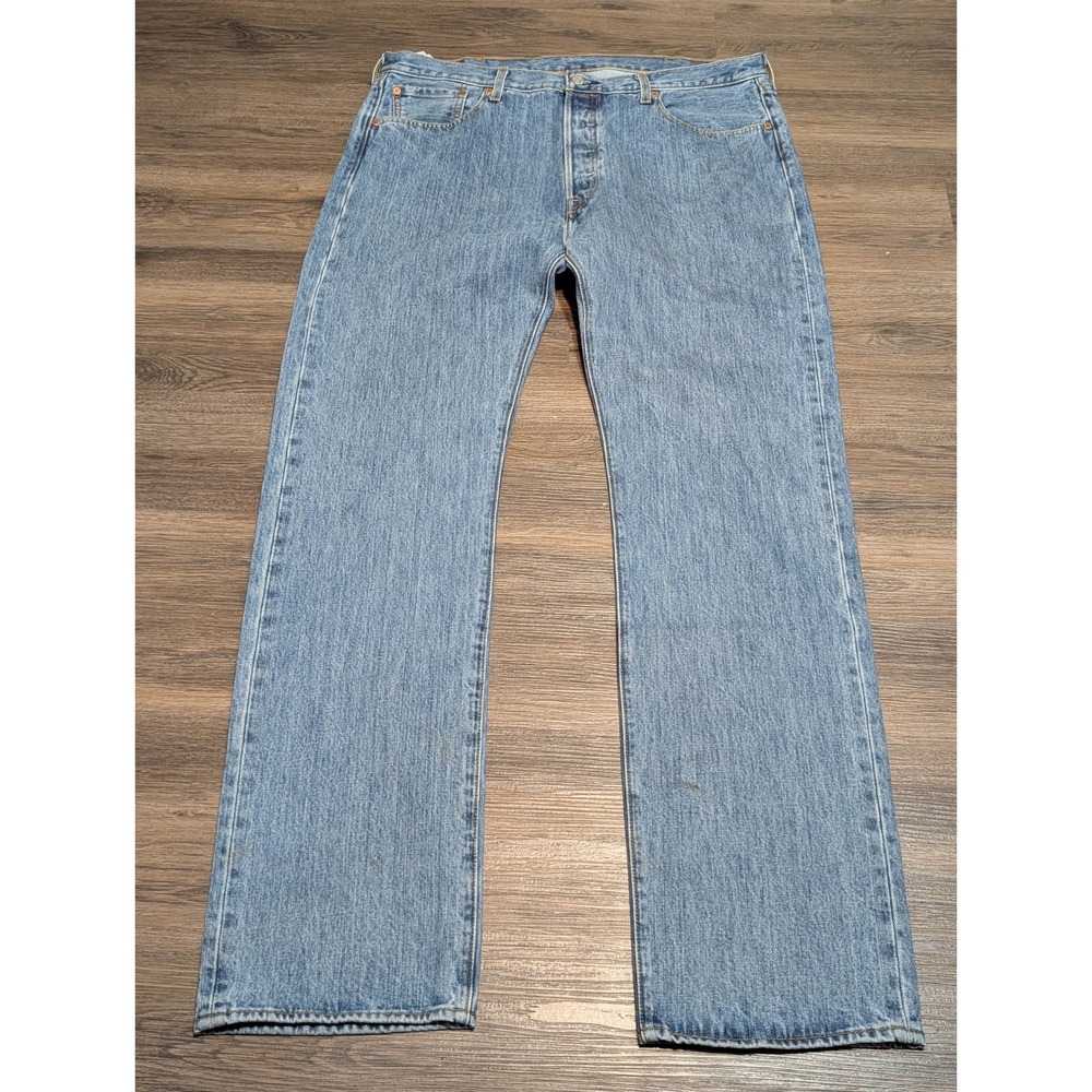 Levis 501 Original Fit Jeans Mens 38x36 Light Wash Straight Leg Button Fly Denim